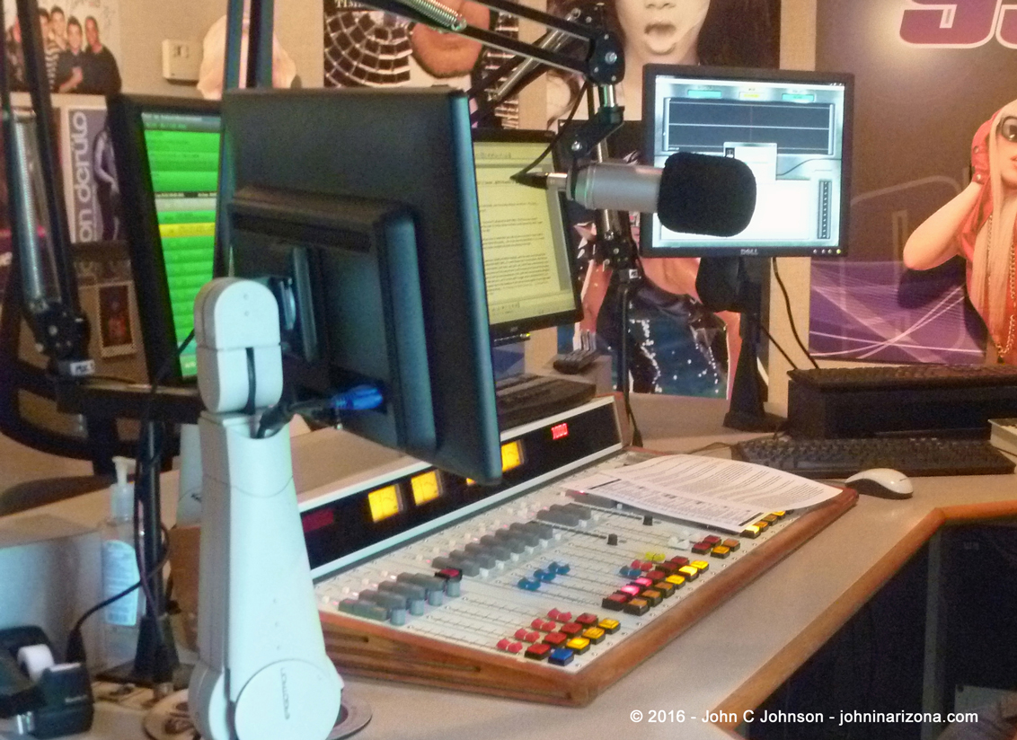 KCHZ FM Radio Ottawa, Kansas